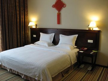 Vienna Classic Hotel Guangzhou Shaheding Metro Station Ngoại thất bức ảnh